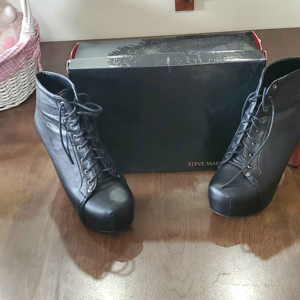 Designer boots/booties